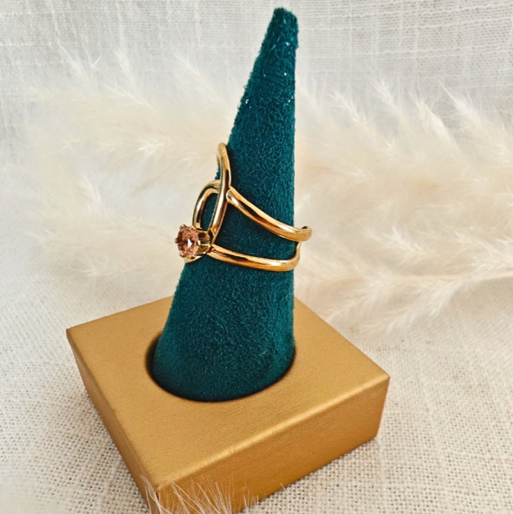 Bague Maï dorée & pierre ambrée rosée