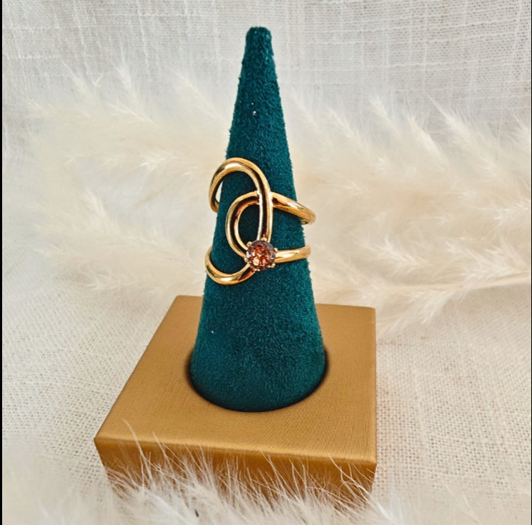 Bague Maï dorée & pierre ambrée rosée