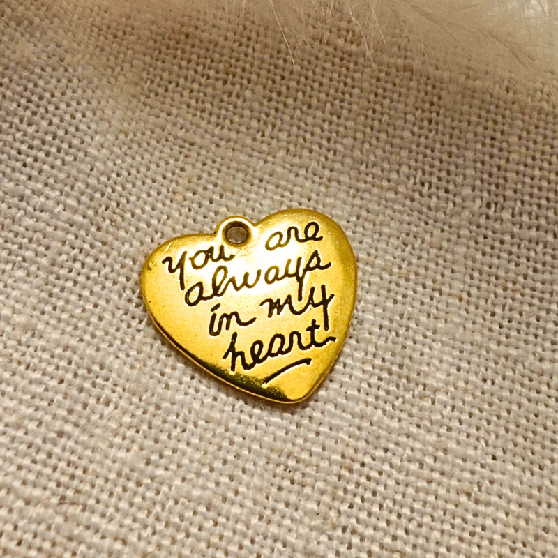 médaillon écriture 6