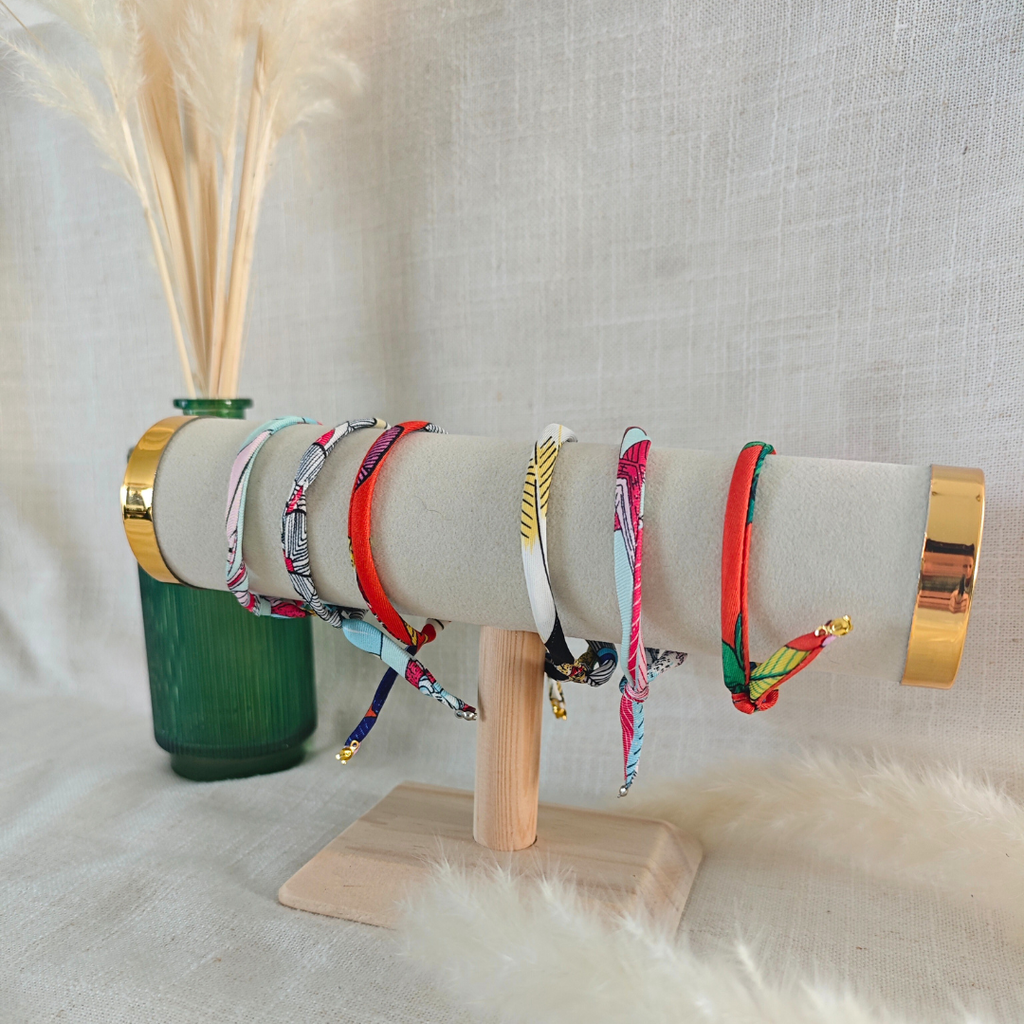 Bracelet en tissu Liberty – Charm personnalisable au choix